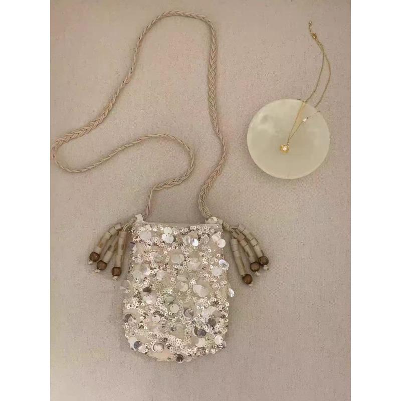 

Heavy Industry Fashion Versatile Beirut Handwoven Bag Satin Bead Crossbody Bag Change Mobile Phone Bag Sequin Bag