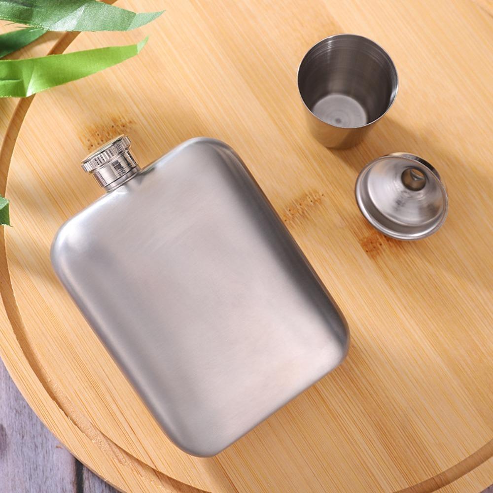 304 Stainless Steel Pocket Hip Flask with Funnel Drinking Pot Portable 6oz Wine Flagon Outdoor