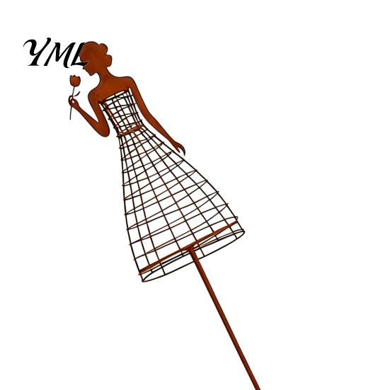 Decorative Metal Plant Trellis Elegant Lady Garden for Climbing Plants, Weatherproof Support Stake, Outdoor Landscaping Accents Woman Silhouette Patio