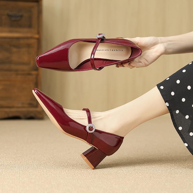 

Мода новая ниша толстый каблук квадратный носок новые стразы премиум удобные женские Мэри Джейн удобные 40 бордовый