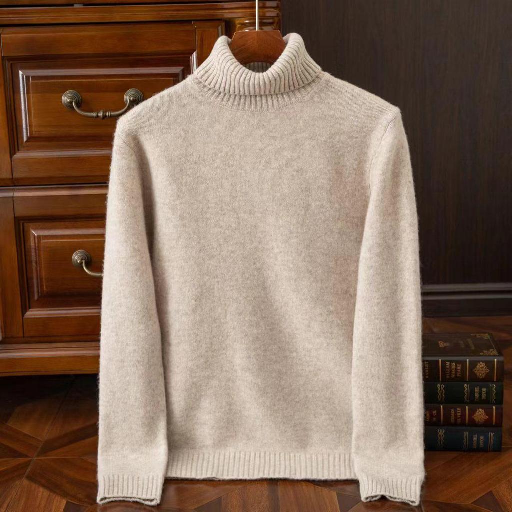 Men's Round Neck Pure Wool Pullover Sweater – Solid Color Knit Base Layer