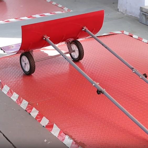 Große Schiebeschaufel für Schneemobile: Schneeräum- und Kehrwerkzeug