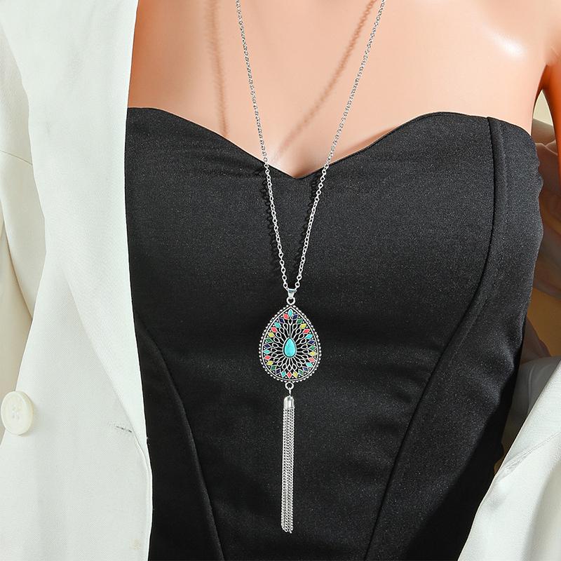 Ethnic Temperament Water Drop Earrings Necklaces Set for Women Vintage Hollow Drop Glaze Tassel Necklace Boho Female Jewelry