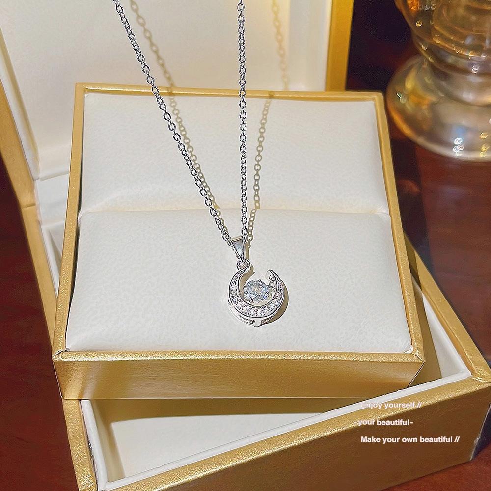 Ins Wind Titanium Steel Necklace Female Joker Niche Design Advanced Sense of Luxury Clavicle Chain Moon Pendant Ornaments.