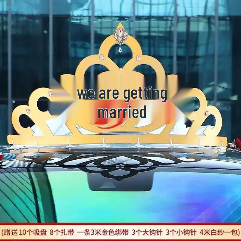 Creative Wedding Car Decoration: Gold Crown and Veil for TikTok-Inspired Celebrations