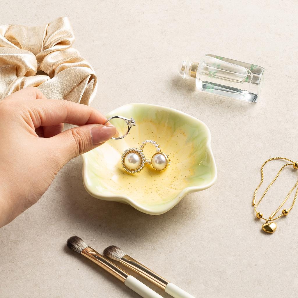 Niche Ins Electroplating Silver Jewelry Display Storage Tray Ceramic Entrance Ornament Key Storage Tray Gift