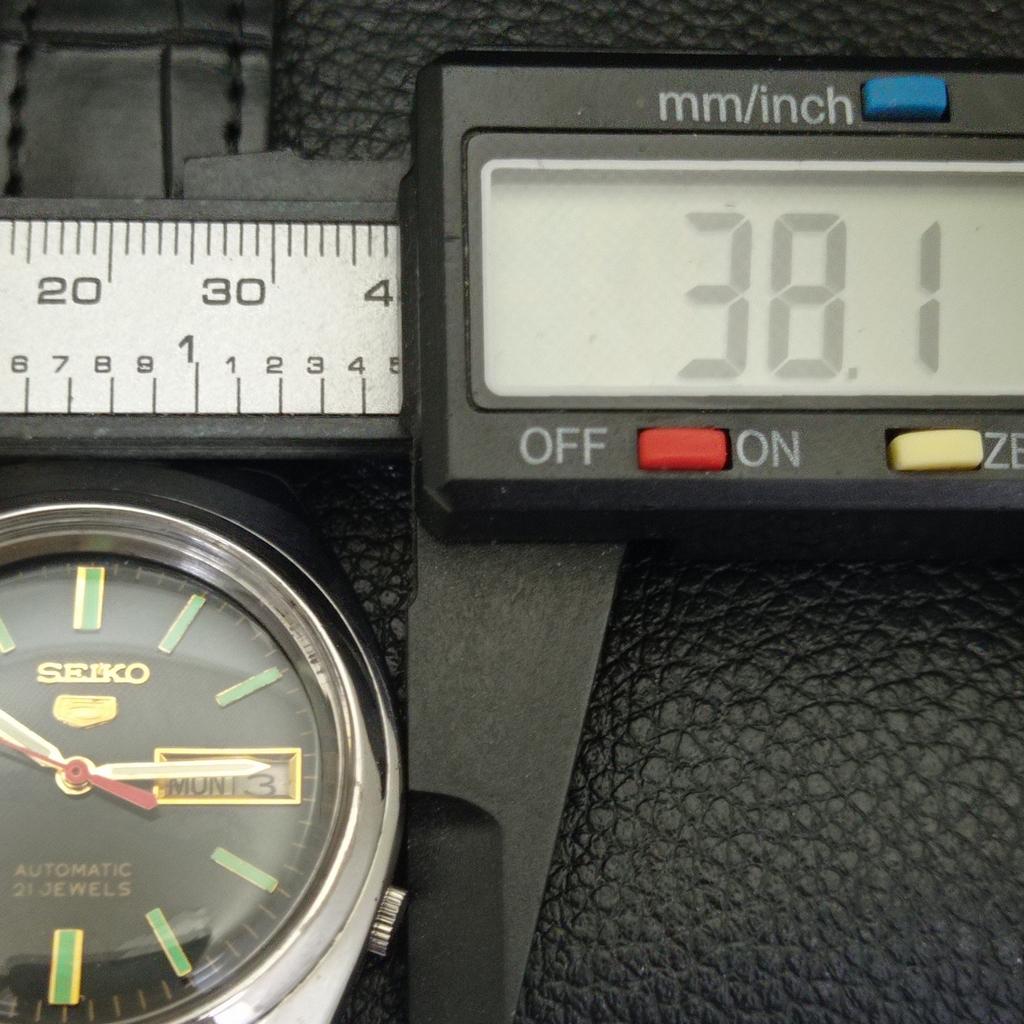 VINTAGE SEIKO 5 AUTOMATIC 7S26A JAPAN MENS BLACK COLOR DIAL WATCH A701915-5 R207-a701915