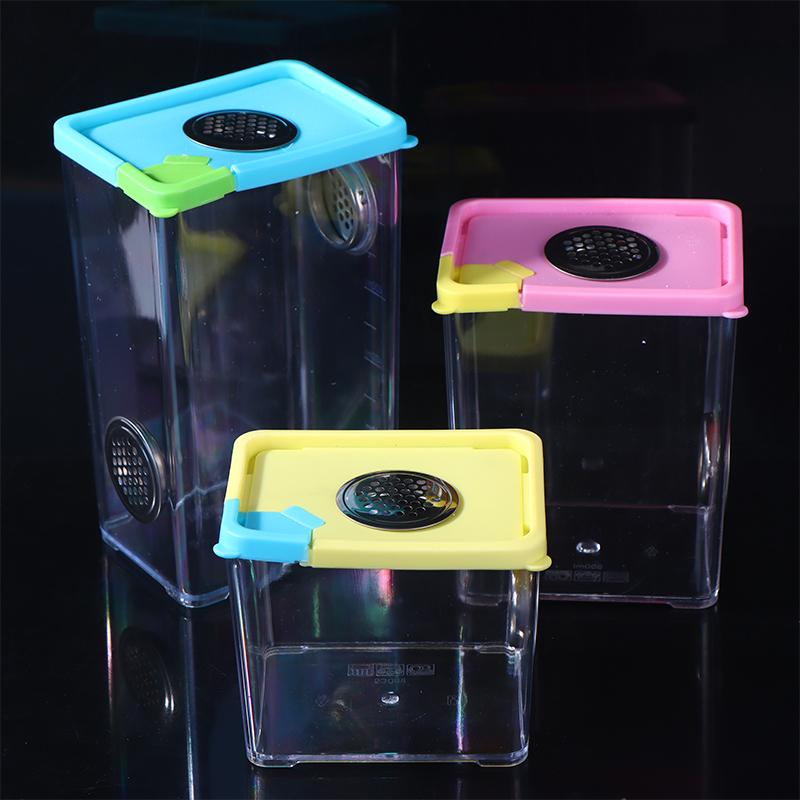 Spider and Mantis Breeding Case made of Transparent Acrylic; Ideal Habitat for Reptiles and Insects