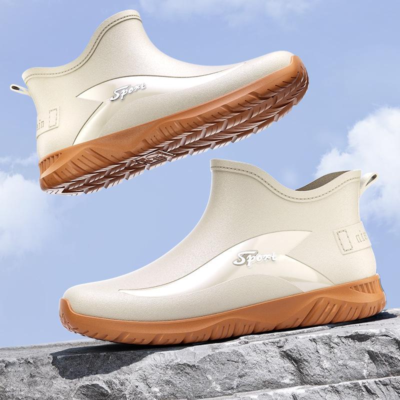 Trendy men's short rain boots, black urban men's water boots, non-slip wading boots, men's waterproof rubber shoes, khaki men's shoes, water shoes