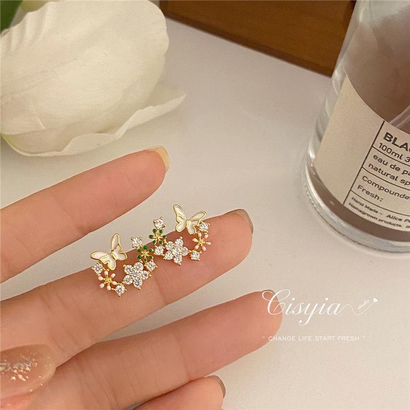 Fashion Exquisite Flower Butterfly Small Fresh Daily Literary Jewelry Birthday Party Lady Temperament Earrings