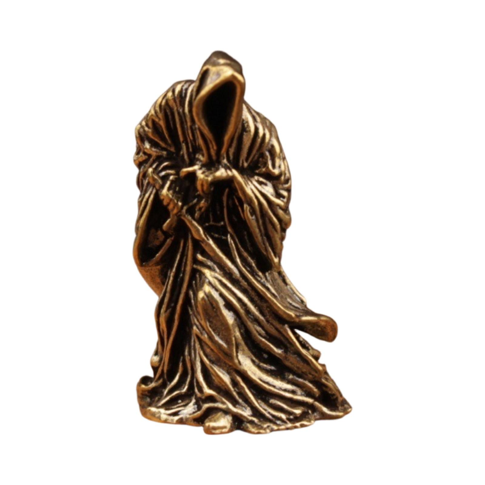 

Могущественная черная роба Смерть Латунное украшение Древний плащ Плащ Убийственный дух Маленькое украшение One Size