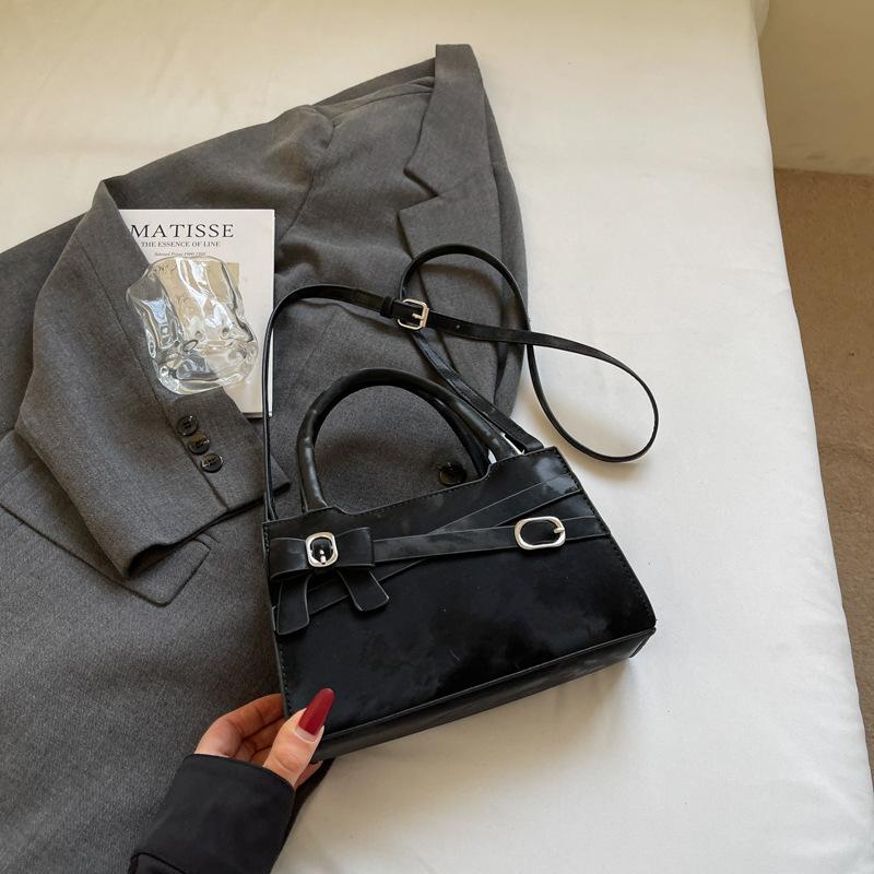 Small bag women's spring and summer new fashion messenger bag high-end portable small square bag