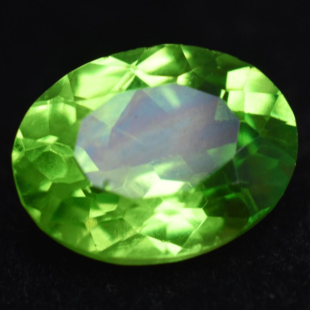 10.00 Carat NATURAL A+ Quality Green PERIDOT Oval Cut Faceted Gemstone