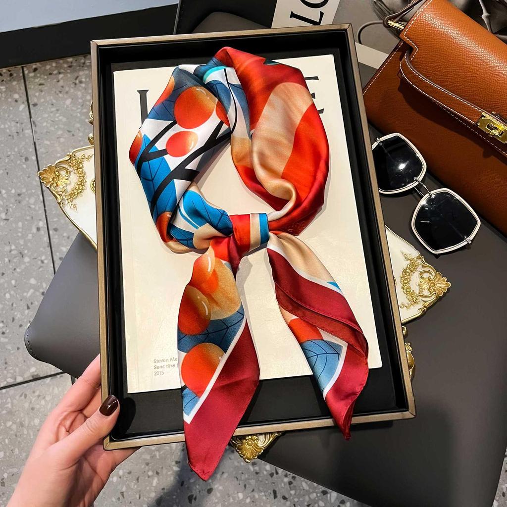 Zhang Ruonan Silk Scarf: Women's 2025 Spring/Summer Retro Neck Tie Accessory - High-End Small Square Neckerchief