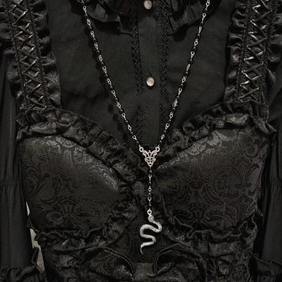Thorn Heart Gothic Necklace: Euro-American Dark Niche Hip Hop Trend Accessories