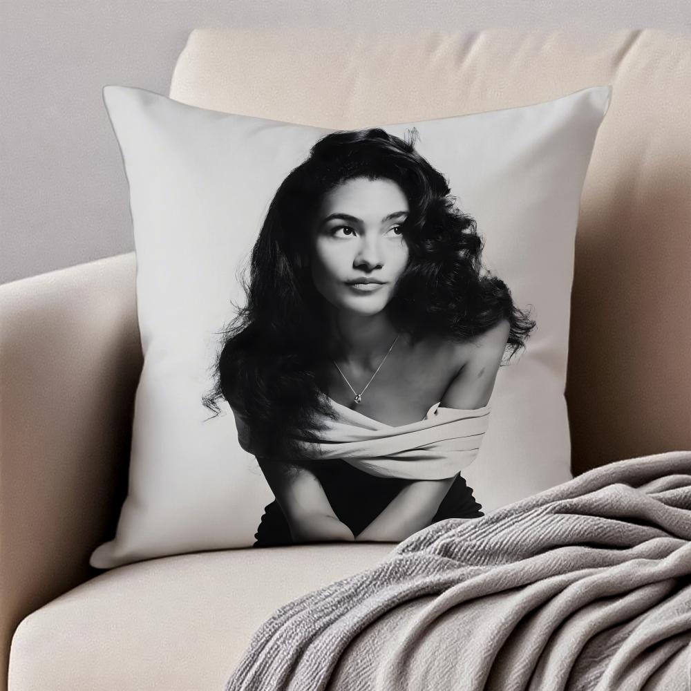 Graceful Jazzy pop Singer OOlivia Dean Cushion Cover Pillowcase Antidustmite Invisible Zipper Short Plush Sofa Cushion