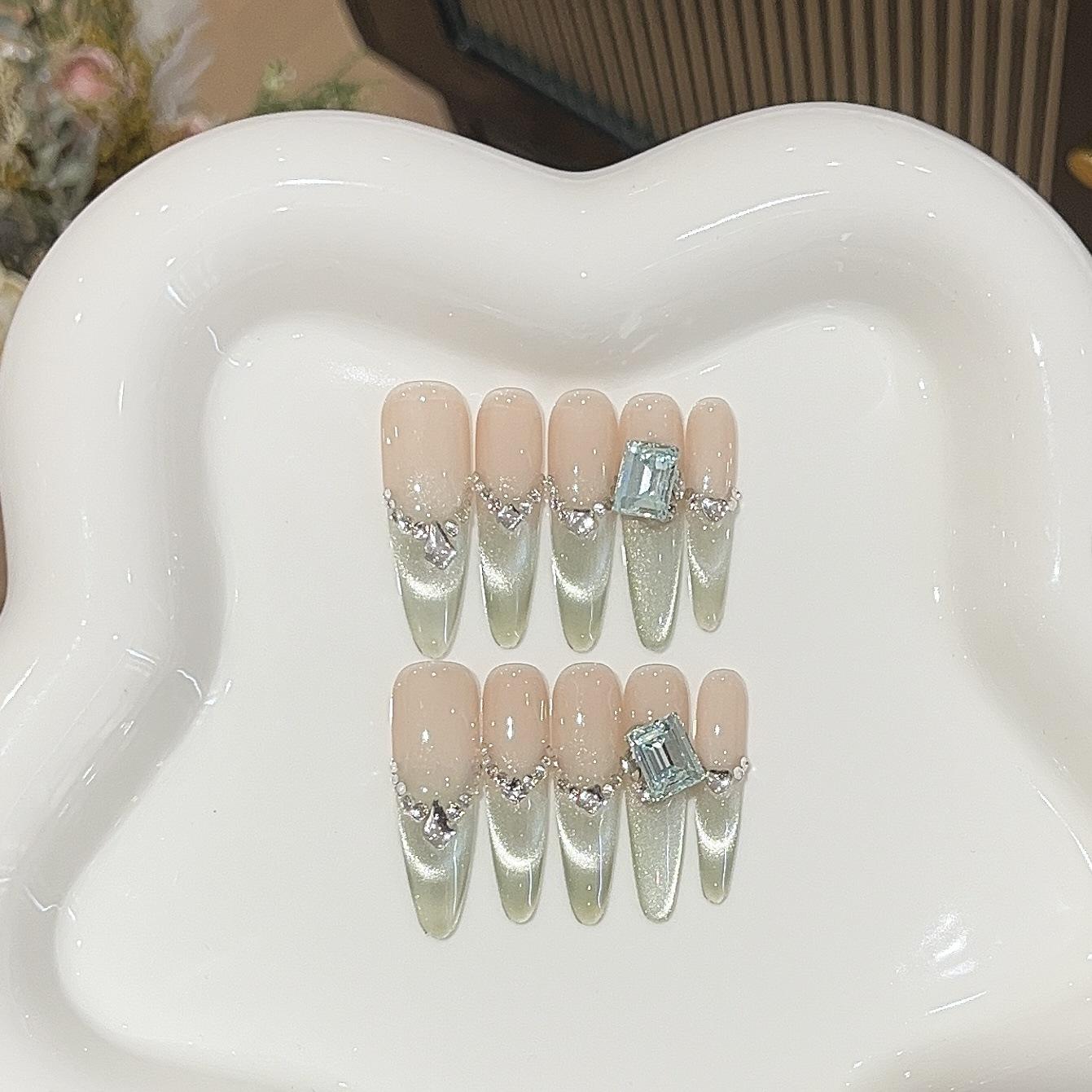 

Qingti Smoothie Pure Handmade Весна и лето Яркий свежий светлый цвет Мятная улыбка Кошачий глаз Wear Armor L