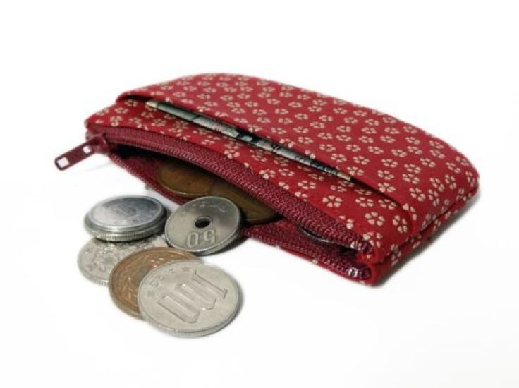 [Inden-ya] Inden Wallet with Zipper Coin Purse, 1002F Coin Purse 02, Red Deerskin with White Lacquer and Small Cherry Blossom Pattern, 6.3cm x 10.5cm