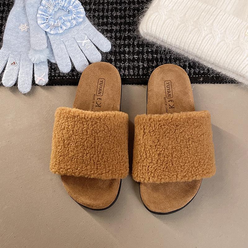 

Простые повседневные однословные шлепанцы на толстой подошве с открытым носком, удобные домашние пушистые тапочки, новая верхняя одежда осень 2025 40 хаки