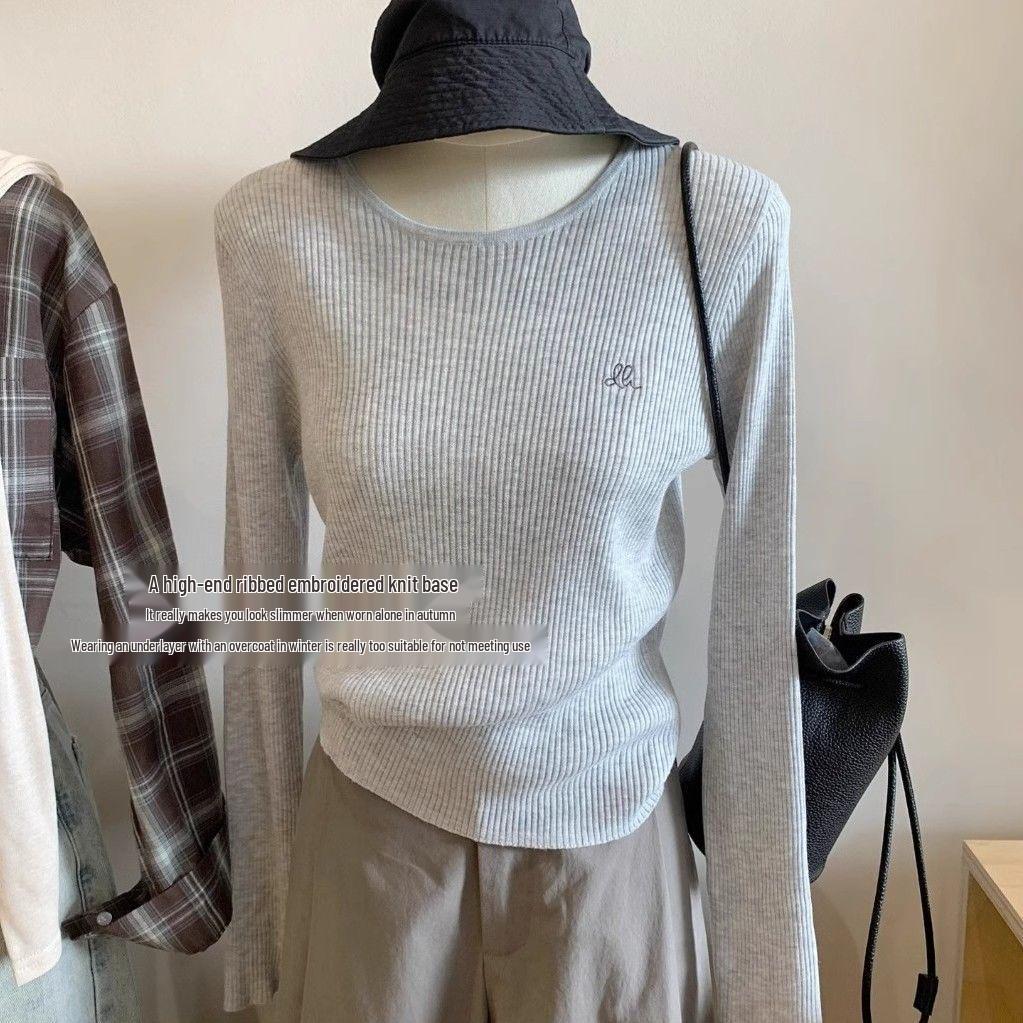 

Топ с длинным рукавом в корейском стиле 2025 года, вышитый, в рубчик, с круглым вырезом для женщин S (recommended for under 95 jin) светло-серый