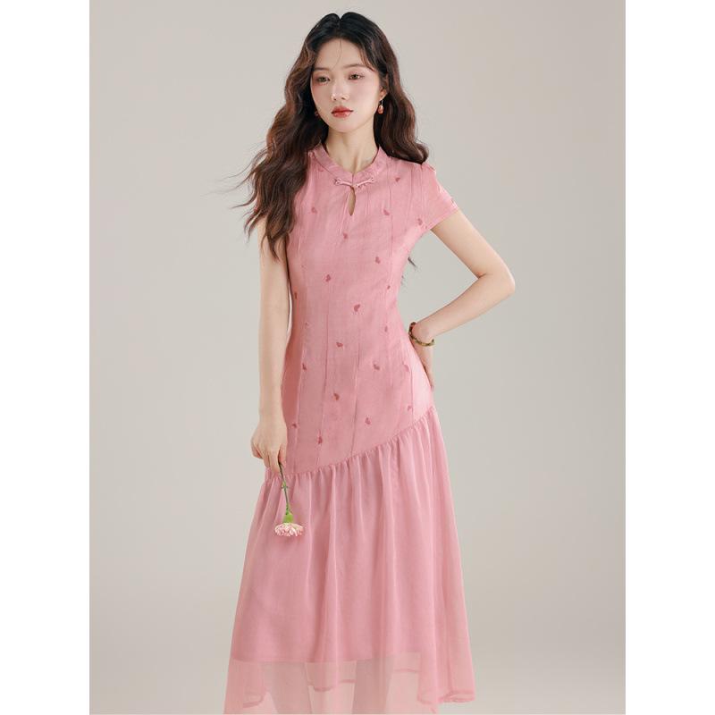 Modern Watercolor Pink Qipao Dress: Women's Slimming Waist-Cinched Long Skirt, Summer 2026 Edition