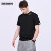 T-shirt da uomo con ricamo e girocollo