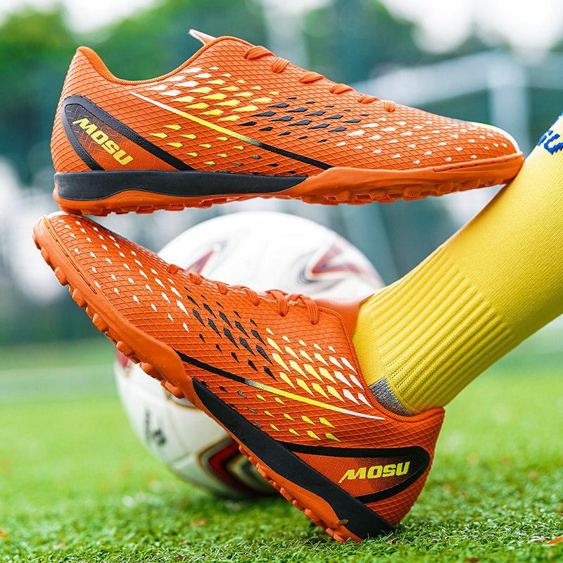 Football Shoes New Broken Nails Teen Student Adult Outdoor Non-slip Breathable Sports Football Shoes Outdoor Game Shoes
