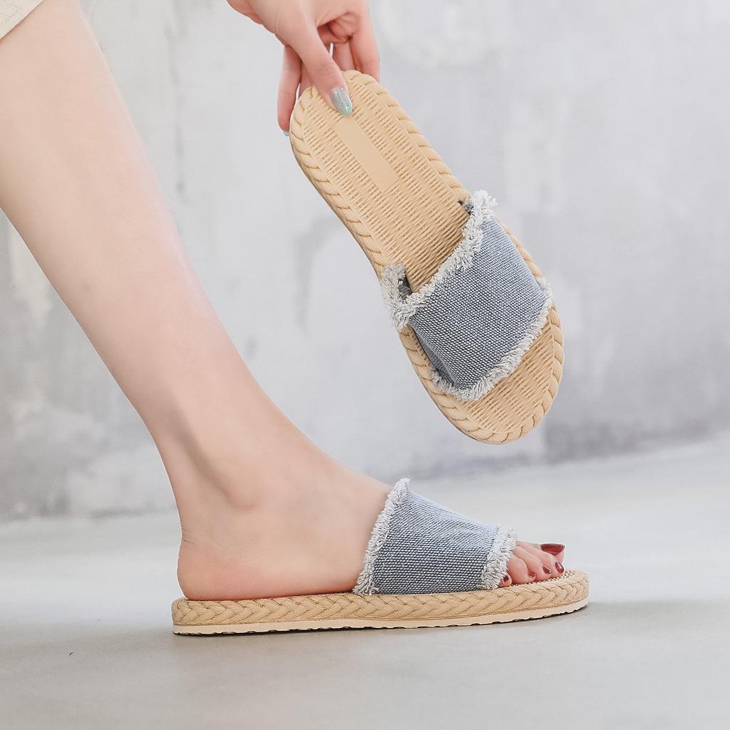 Thick-bottomed Cool Slippers Women's Summer Wear 2025 New Fashion Internet Celebrity Beach Slippers Denim Sandals Comfortable One-word