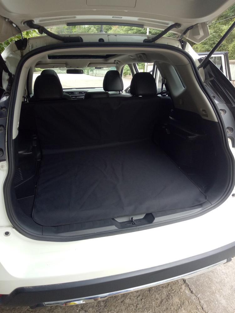 Versatile Car Trunk and Pet Mat: Dirt-Proof, Outdoor Picnic Use, Suitable for Rear and Single Row, Cats and Dogs Friendly