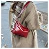 Niche design fashionable large-capacity shoulder bag women's new large-capacity commuter portable small square bag