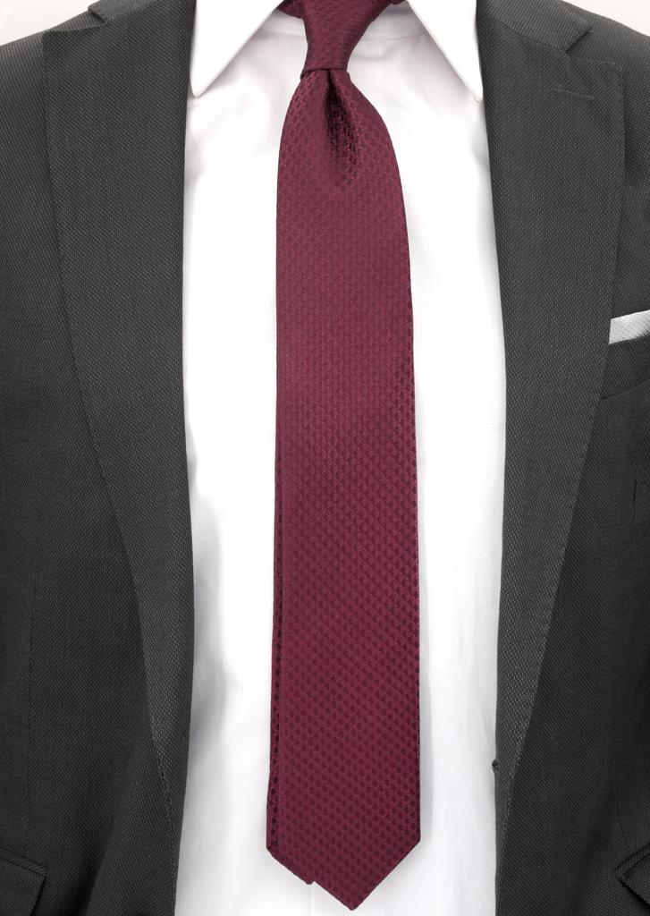 [This color] Business Necktie (7cm width) 100% Silk, Plain, for Interviews, Job Hunting, and Employment (Wine Red)
