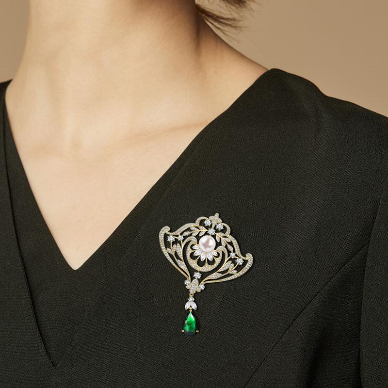 Retro Court-style Crown Brooch, High-end Women's Light Luxury, Pearl Brooch, Anti-glare Clasp Pin