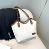 Large capacity spring and summer new versatile tote bag fashion casual shoulder bag texture simple commuter armpit bag