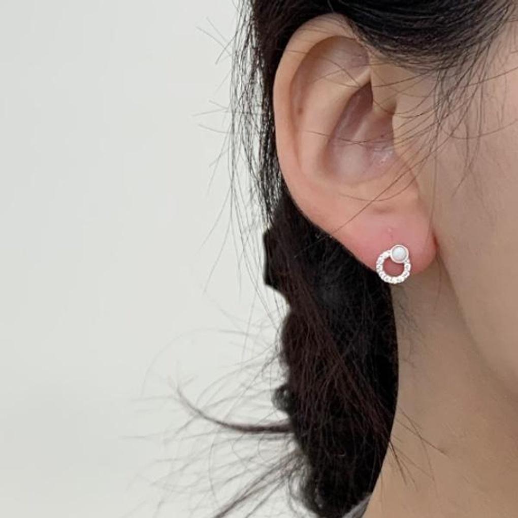 Women's Accessories Sari Opal Round Cubic Zirconia Earrings