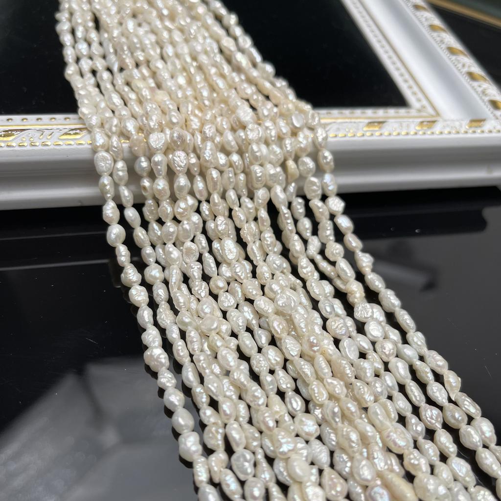 1String, White Natural Freshwater Pearls, Kexu Pearl Beads for Jewelry Making DIY Necklaces, Bracelets Crafts (Beads 4-5mm, Length 36cm)