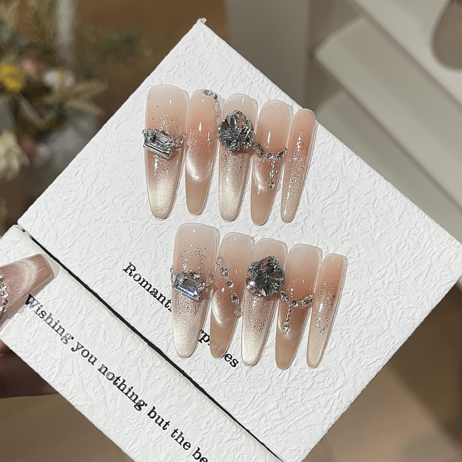 

Ручная работа Белый и мерцающий румянец Французские широкие стеклянные бусины Кошачий глаз Носимая броня L