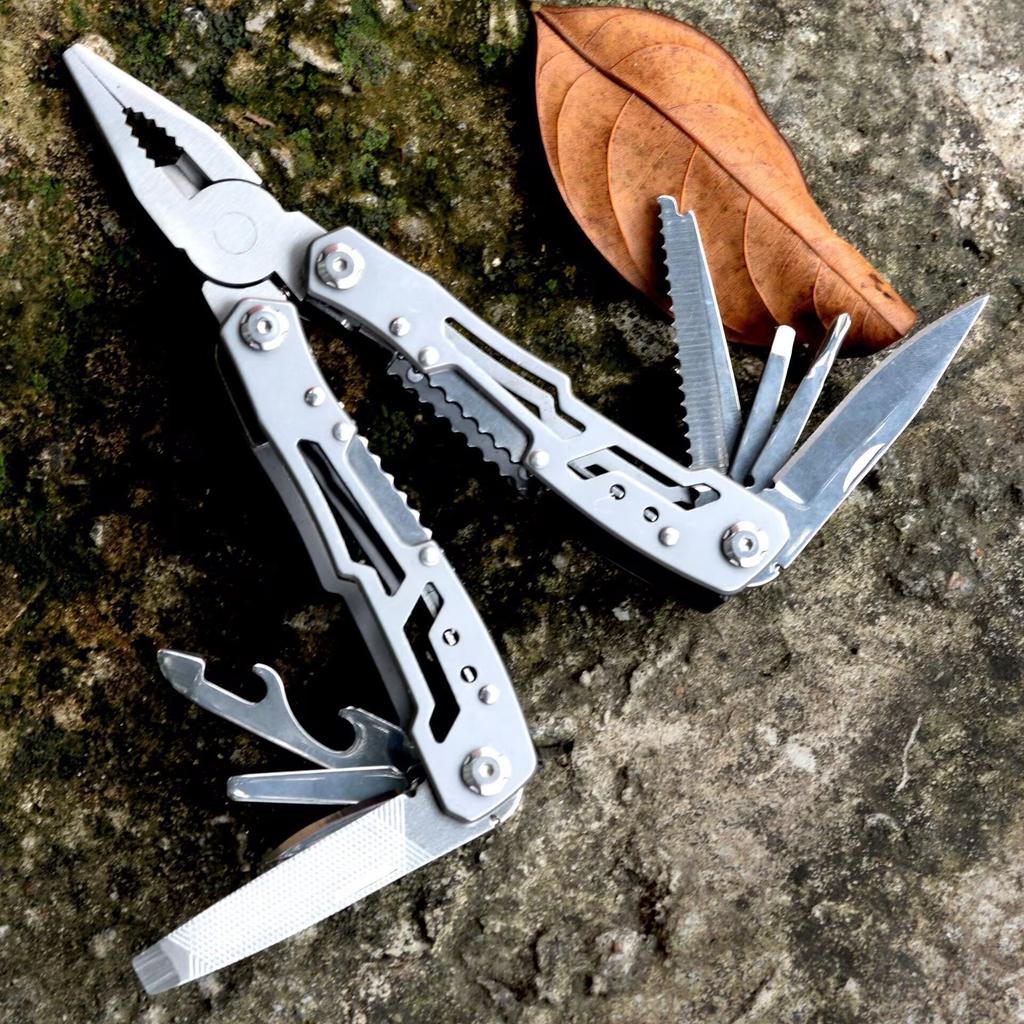 Stainless Steel Multi-tool Pliers Outdoor Combination Knife Pliers Folding Portable Multi-purpose Pliers Tools