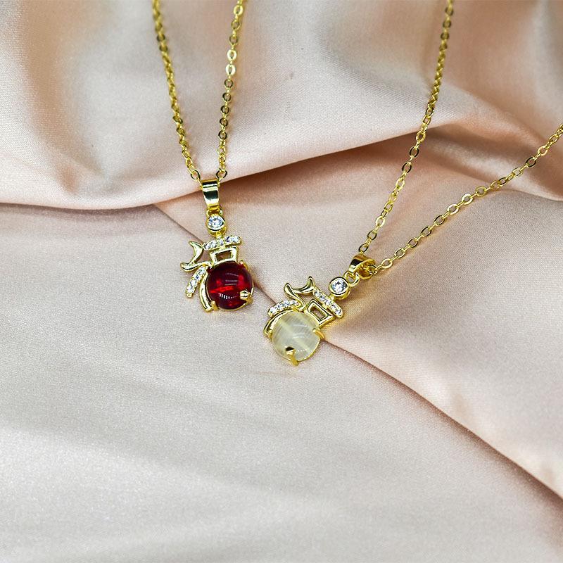 Simple Retro High-End Golden Blessing Pendant Necklace Female Tide Cold Wind Collarbone Chain
