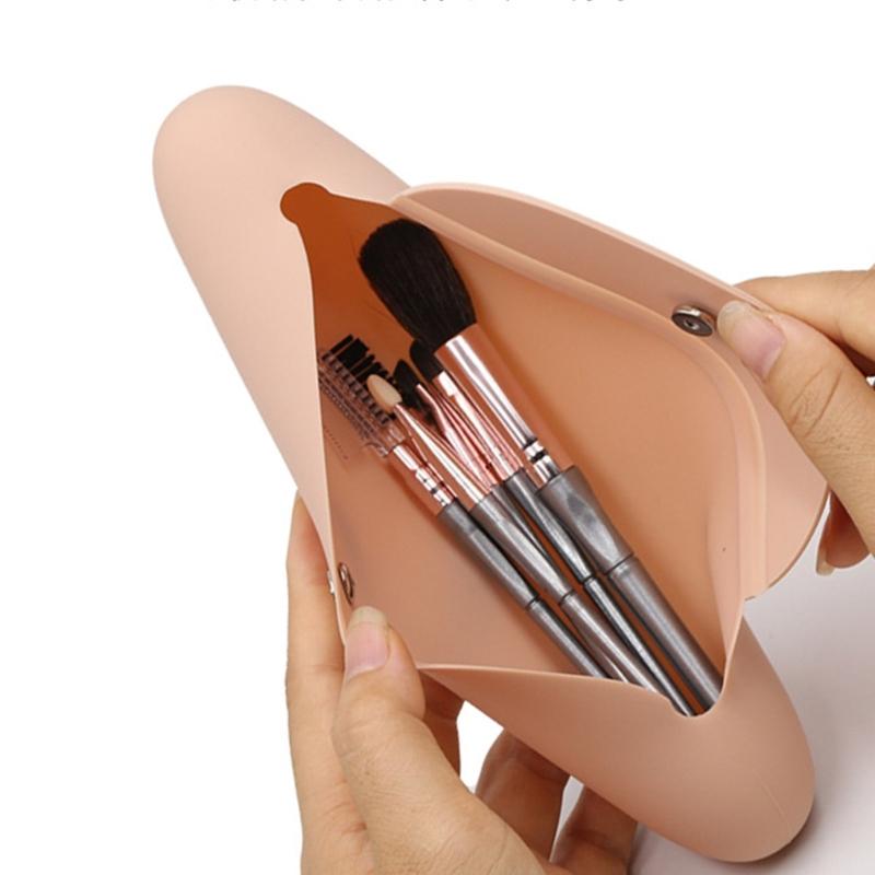 Travel Makeup Brush Holder,Silicone Trendy Portable Cosmetic Face Brushes Holder,Soft and Sleek-Makeup Tools Organizer