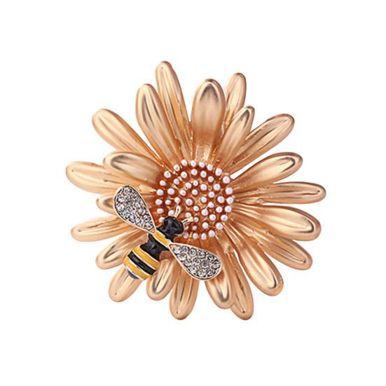 Scarf Button Large Chrysanthemum Alloy Silk Scarf Buckle Anti-Slip Women Scarf Buckle Outfit Accessory