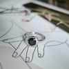 Серебряное кольцо с натуральным сапфиром 1.836ct, фианитами, вес изделия 3,07 гр (2178729)