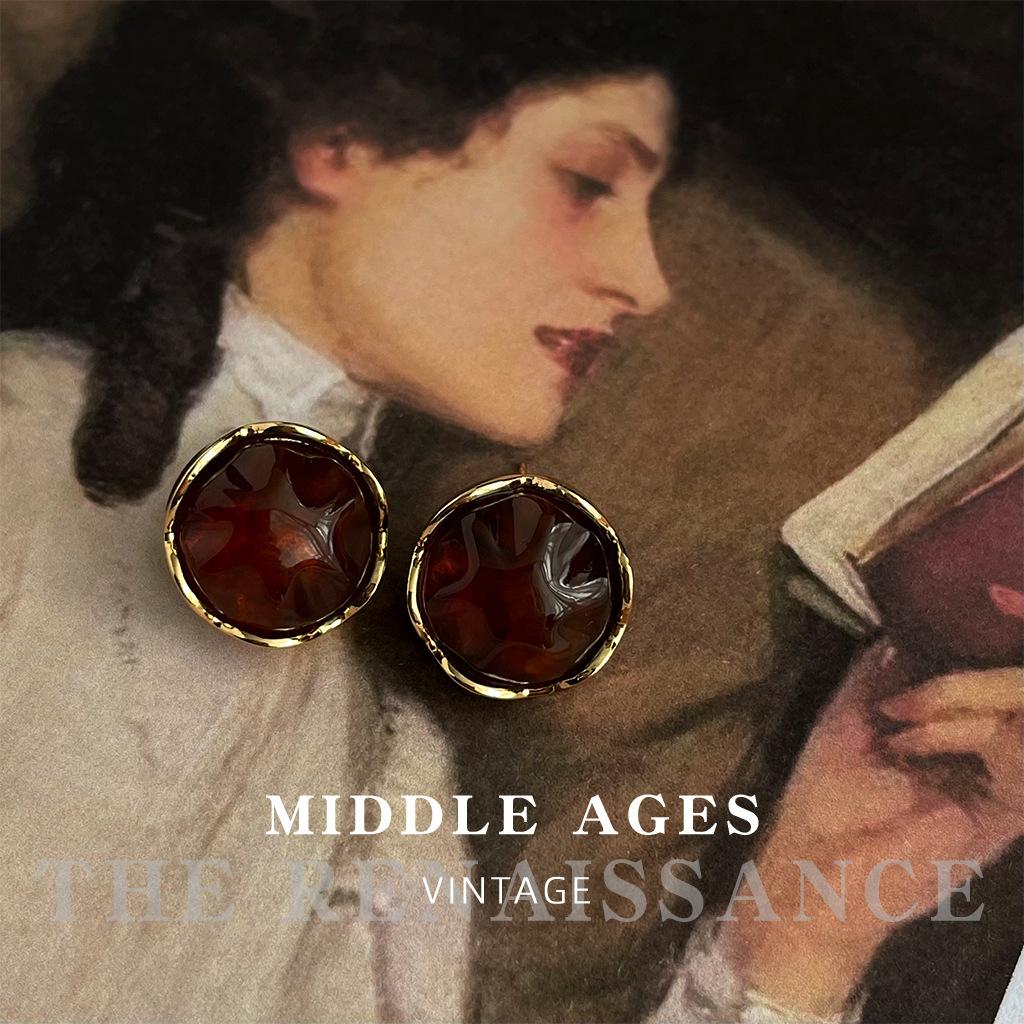 Amber stud earrings women's silver needles retro Hong Kong style temperament versatile earrings earrings