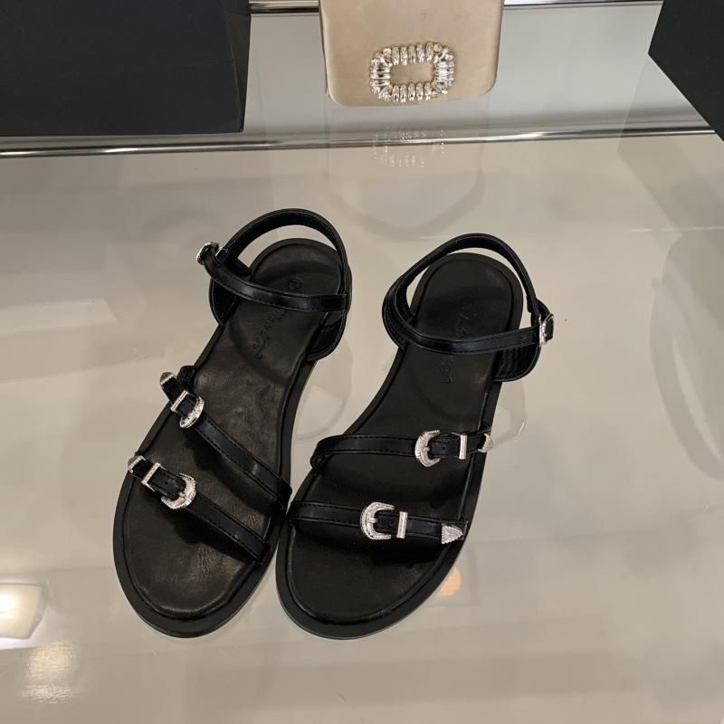 2025 summer new retro one-word buckle with flat sandals women's low-heeled beach shoes open-toed Roman women's shoes
