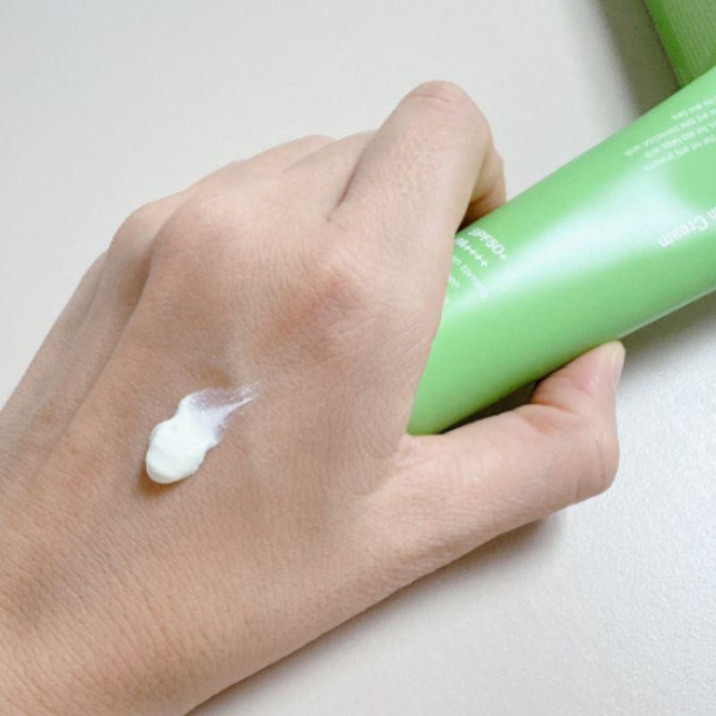 SUNGBOON EDITOR Green Tomato Pore Blurring Sunscreen SPF50+ PA++++ 50g