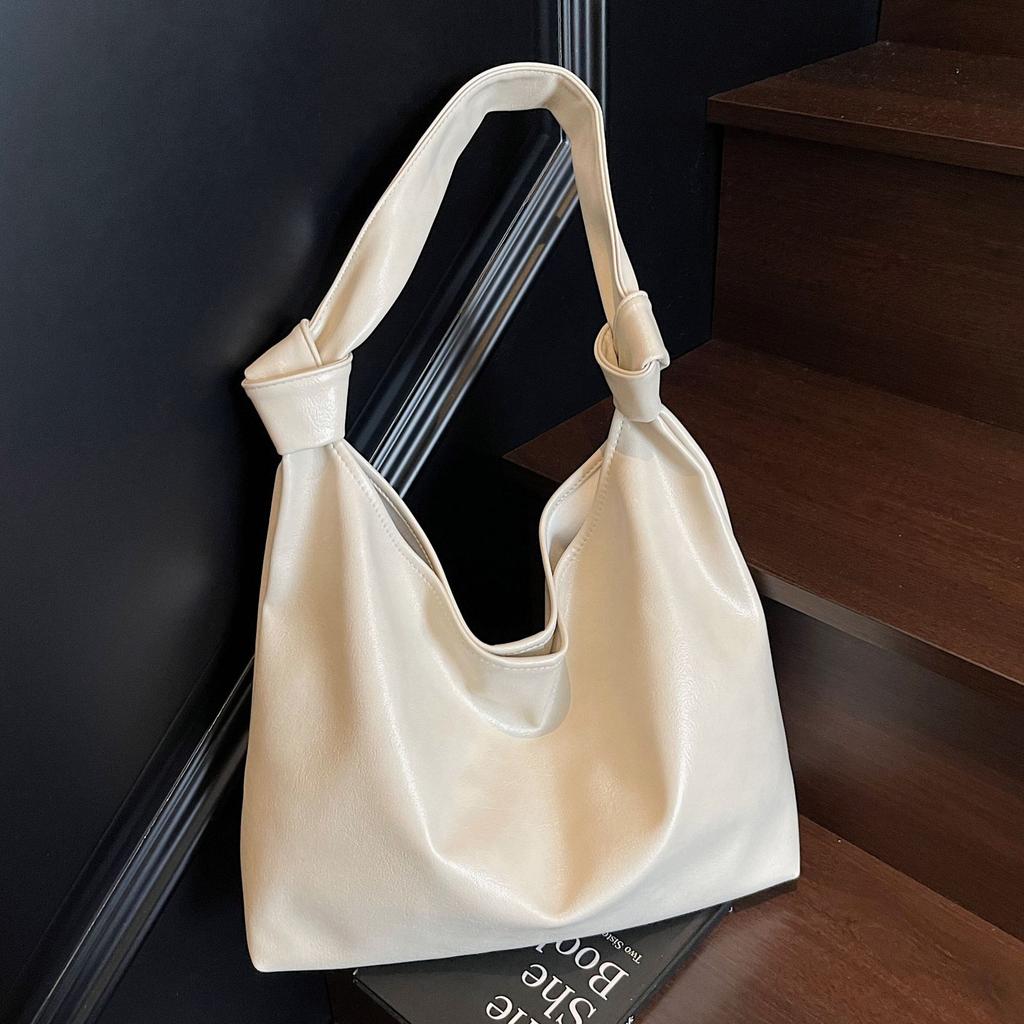 Tote bag women's lazy wind large-capacity tote bag women's 2025 new autumn and winter fashion commuter underarm shoulder bag
