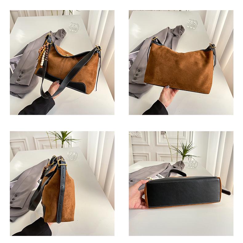 2025 Herbst/Winter Damen High-End Mattleder Unterarm Crossbody Bag - Modisch, Vielseitig, Ein Schulter Knödelstil.