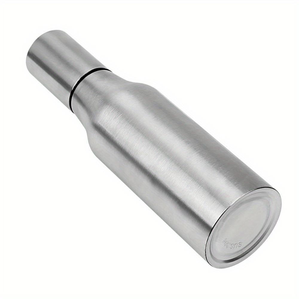 1PC 750ML Oil Dispenser Stainless Steel Kitchen Supplies Leak Proof Durable Gravy Boat Soy Sauce Olive Oil Bottle Oil Can