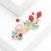Broche con forma de ardilla y uva, Pin de aleación esmaltada con forma de Animal, traje, chal de solapa, vestido con insignia, accesorios de abrigo, regalo de joyería