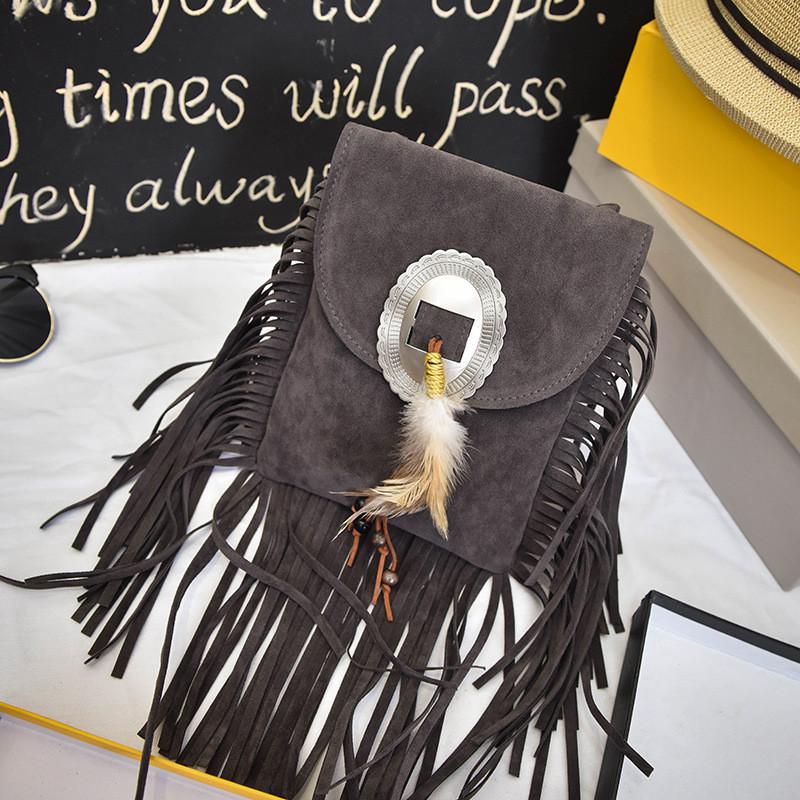 Bohemian Feather Tassel Shoulder Bag With Polyester Lining For Casual Outings