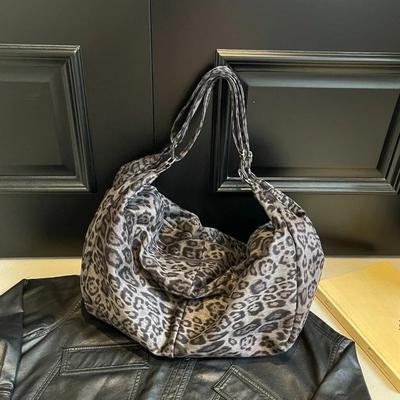 Kabelka crossbody na zip s vysokou kapacitou, leopardí, nylonová, vysoce estetická, stylová, přes rameno, měkká a jednoduchá